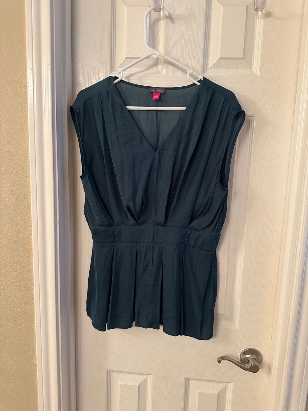 Vince Camuto Dark Teal Sleeveless V-Neck Peplum Blouse